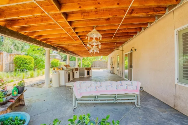 $560,000 | 3634 North Jackie Street, Visalia, CA 93291