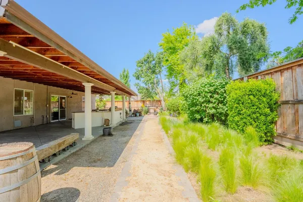 $560,000 | 3634 North Jackie Street, Visalia, CA 93291