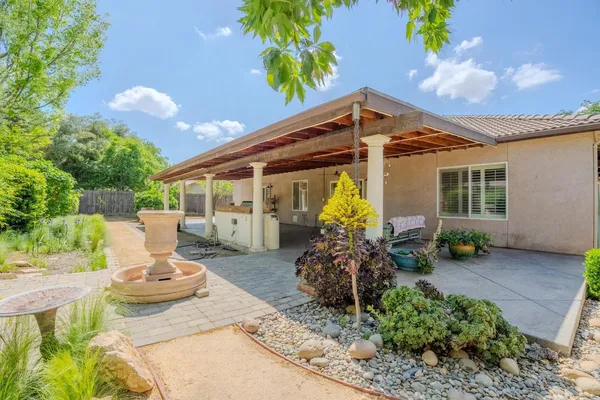 $560,000 | 3634 North Jackie Street, Visalia, CA 93291