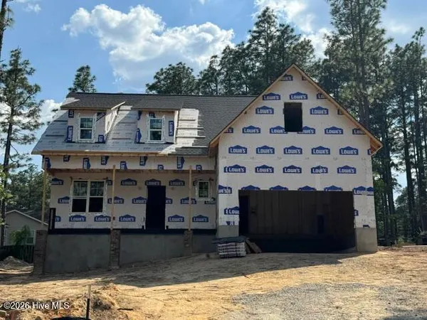 $635,000 | 7 Calhoun Lane, Pinehurst, NC 28374
