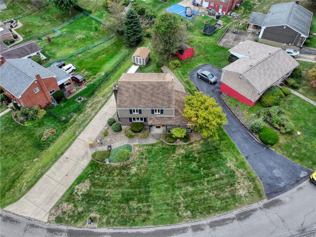 1004 Fiddleback Drive McKees Rocks, PA 15136 - Photo 35 of 41 an aerial view of a house