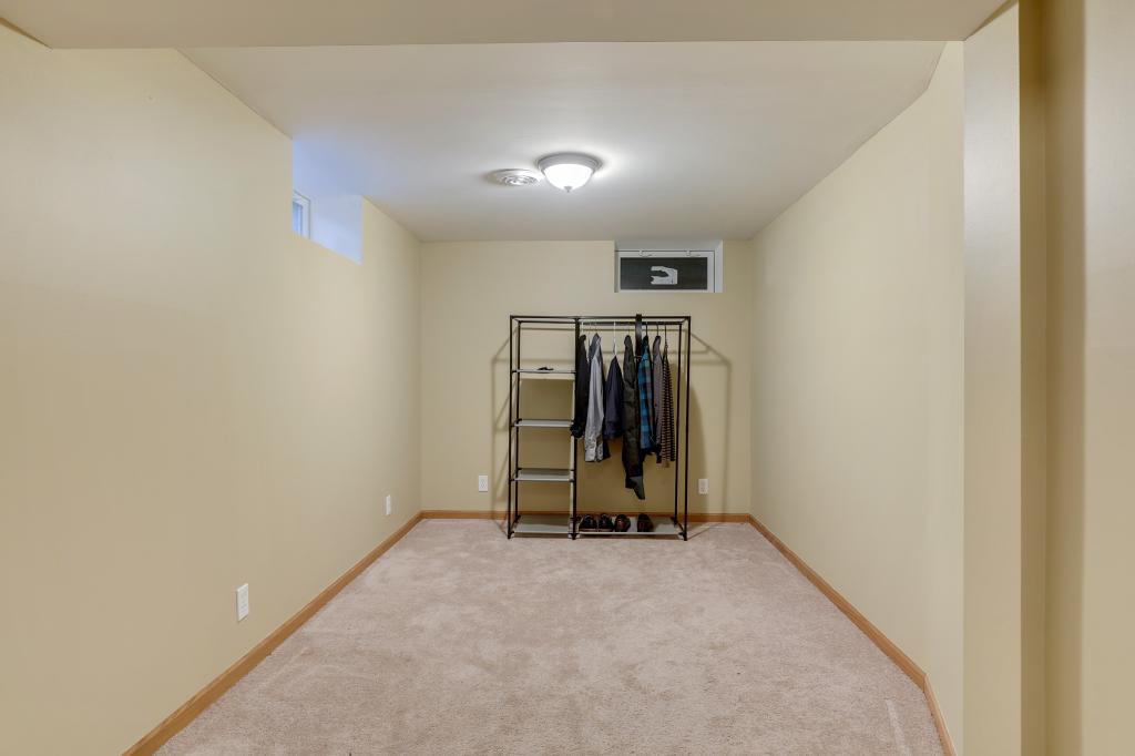 112 Keith Road Circle Pines, MN 55014 - Photo 19 of 31 Gallery Image 19