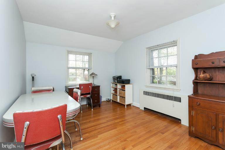 4211 Eastview Road Baltimore, MD 21218 - Photo 6 of 27 Bedroom