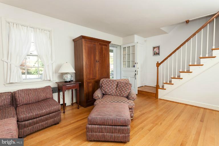 4211 Eastview Road Baltimore, MD 21218 - Photo 9 of 27 Wood floors throughout