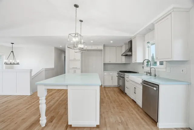 $565,000 | 5712 West 57th Avenue, Spokane, WA 99224