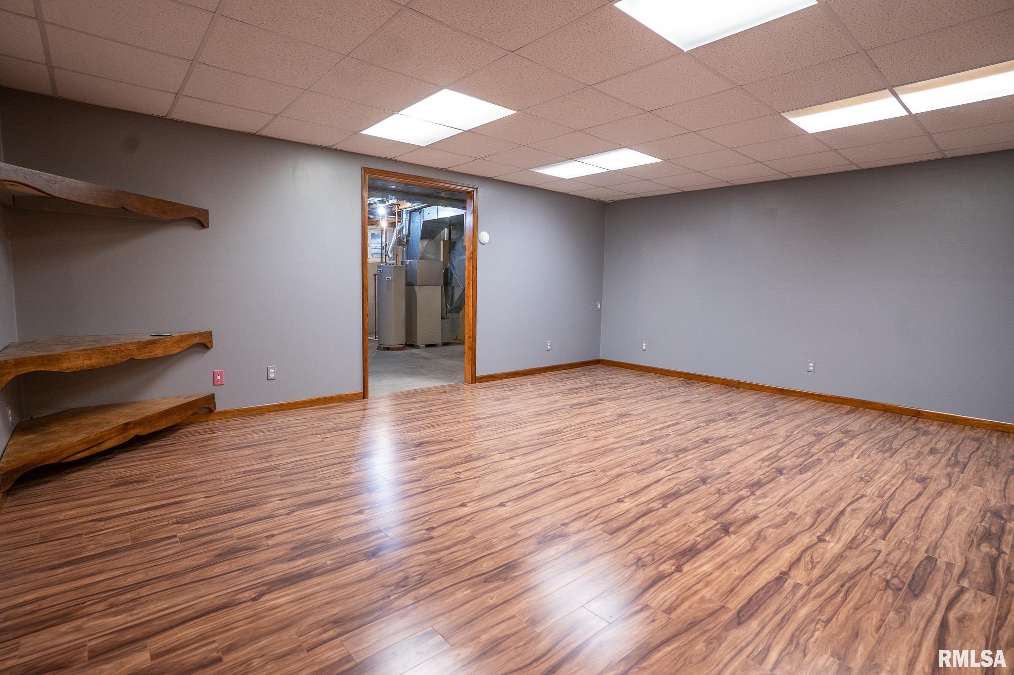 2909 Cronin Drive Springfield, IL 62711 - Photo 13 of 19