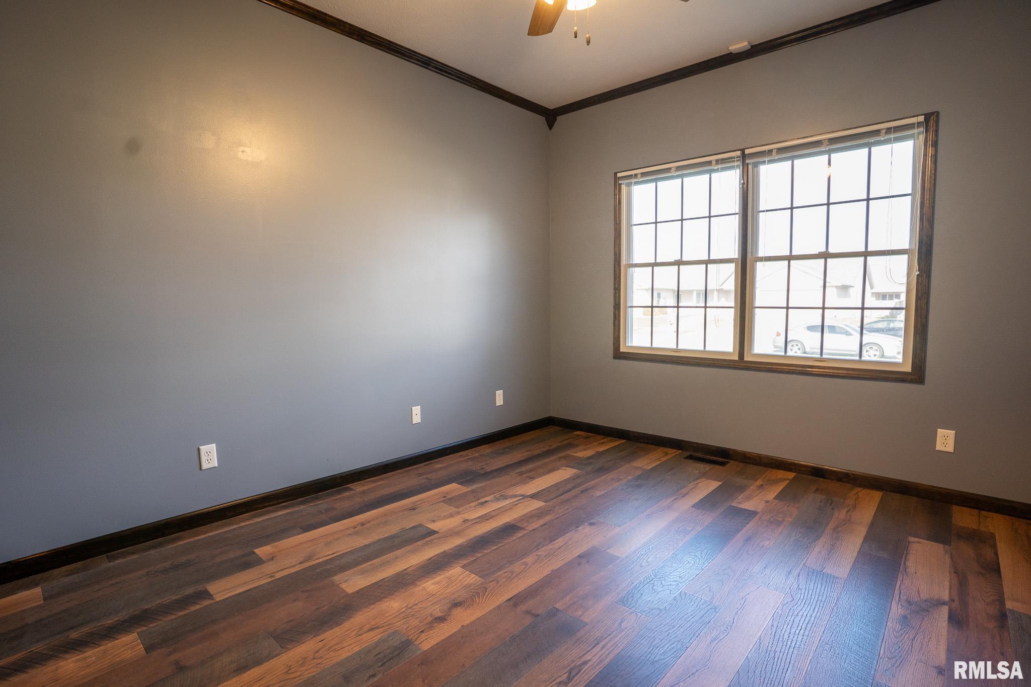 2909 Cronin Drive Springfield, IL 62711 - Photo 9 of 19