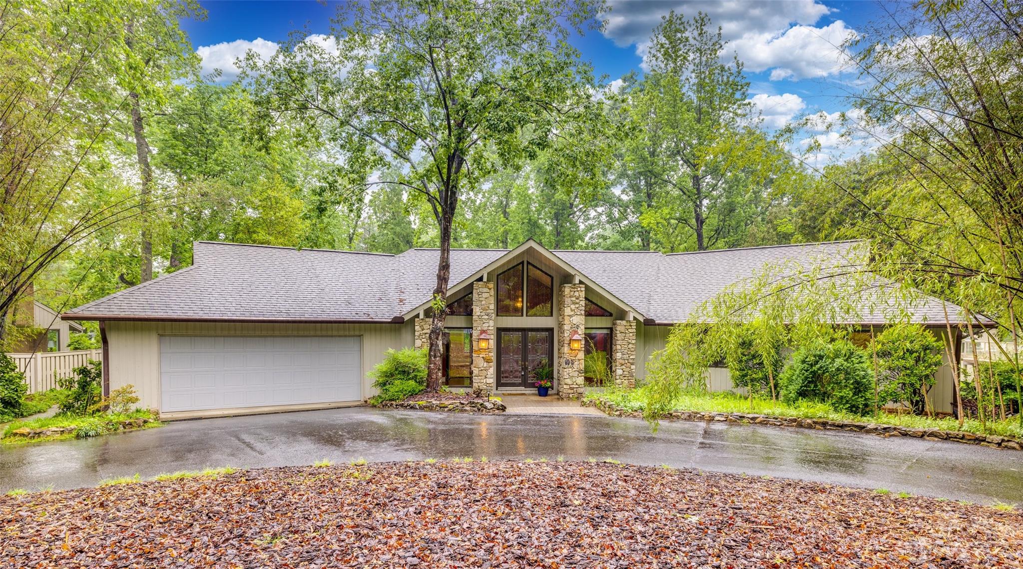 16 Sunrise Point Road Lake Wylie, SC 29710 - Photo 1 of 42 Gallery Image 1