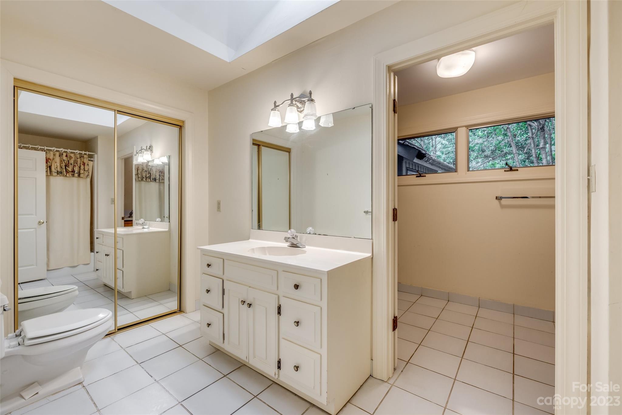16 Sunrise Point Road Lake Wylie, SC 29710 - Photo 26 of 42 Gallery Image 26
