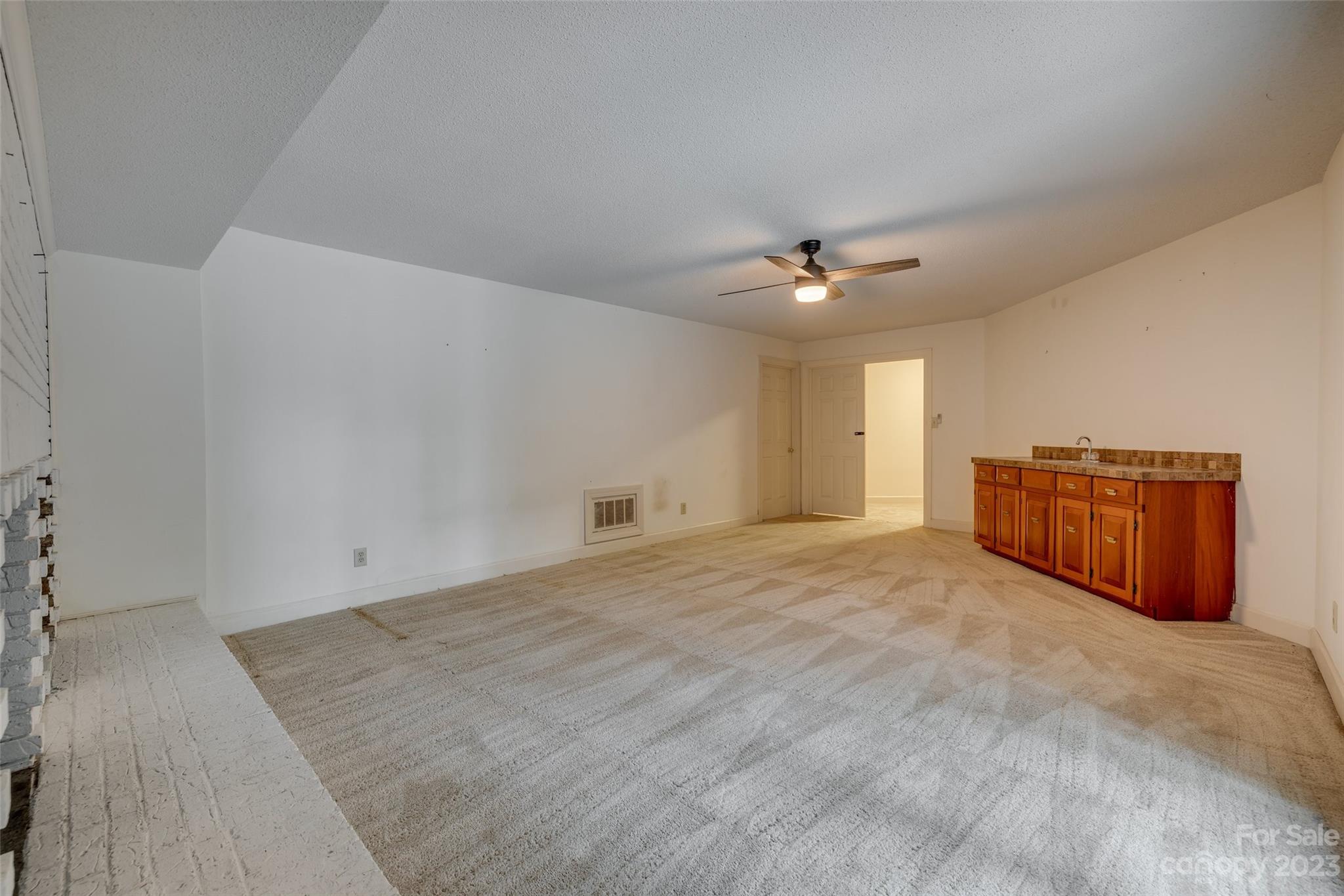 16 Sunrise Point Road Lake Wylie, SC 29710 - Photo 29 of 42 Gallery Image 29