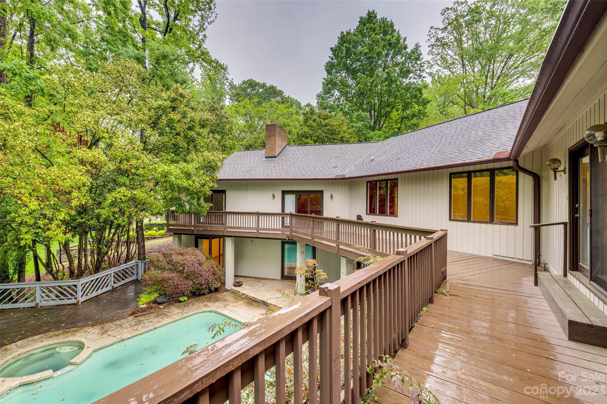 16 Sunrise Point Road Lake Wylie, SC 29710 - Photo 34 of 42 Gallery Image 34