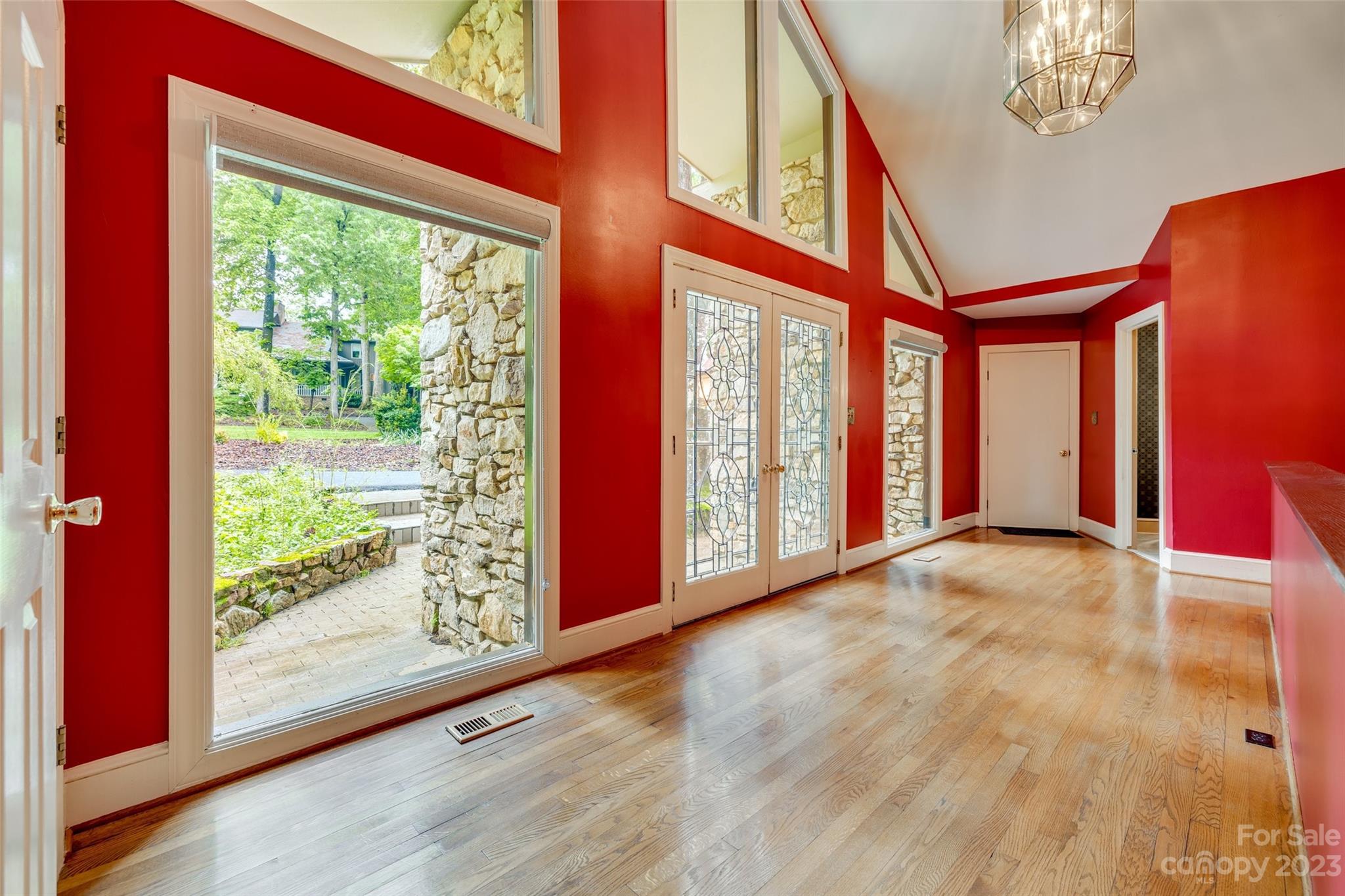 16 Sunrise Point Road Lake Wylie, SC 29710 - Photo 5 of 42 Gallery Image 5