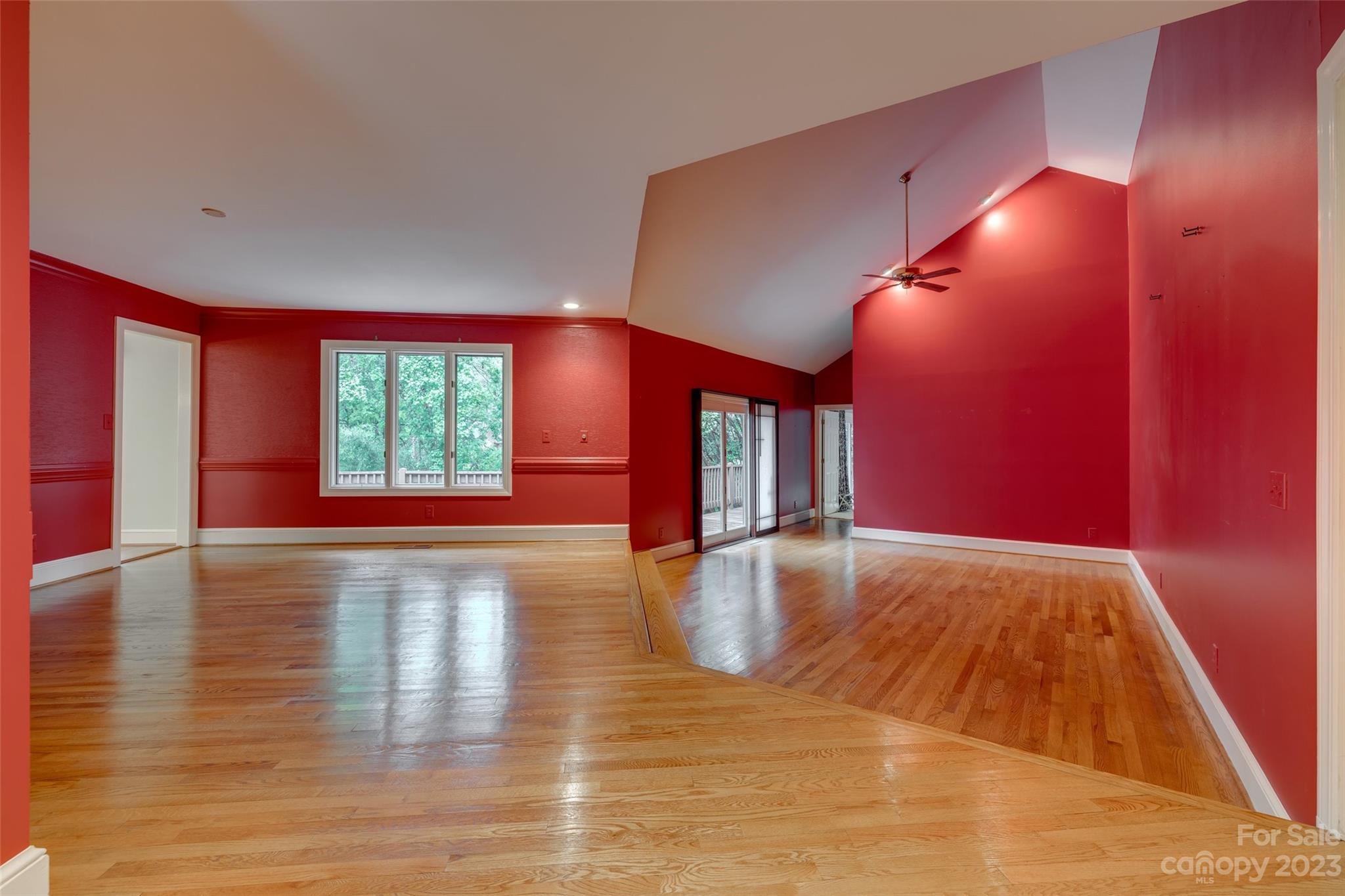 16 Sunrise Point Road Lake Wylie, SC 29710 - Photo 6 of 42 Gallery Image 6