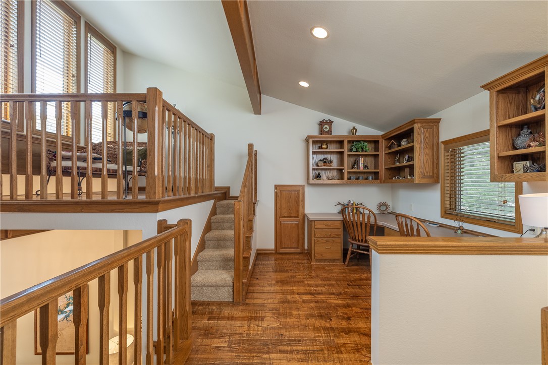 20401 Slate Gap Road East Garfield, AR 72732 - Photo 22 of 60 Gallery Image 22