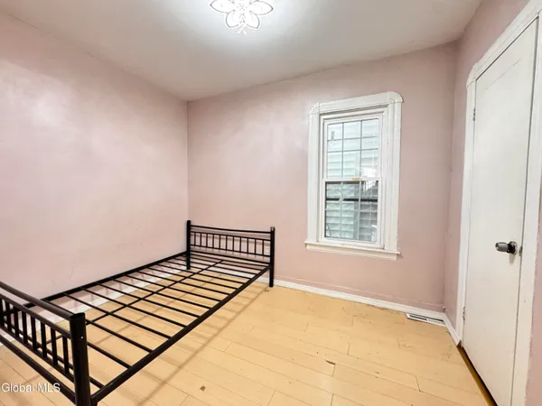 $329,900 | 222 Duane Avenue, Schenectady, NY 12307