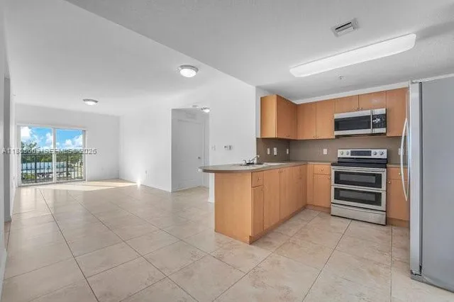 $2,299 | 435 Southwest 12th Avenue, Unit 507, Miami, FL 33130