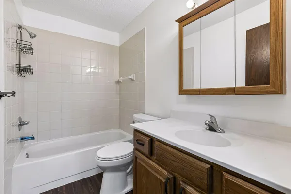 $154,000 | 14620 Garrett Avenue, Unit 304, Apple Valley, MN 55124