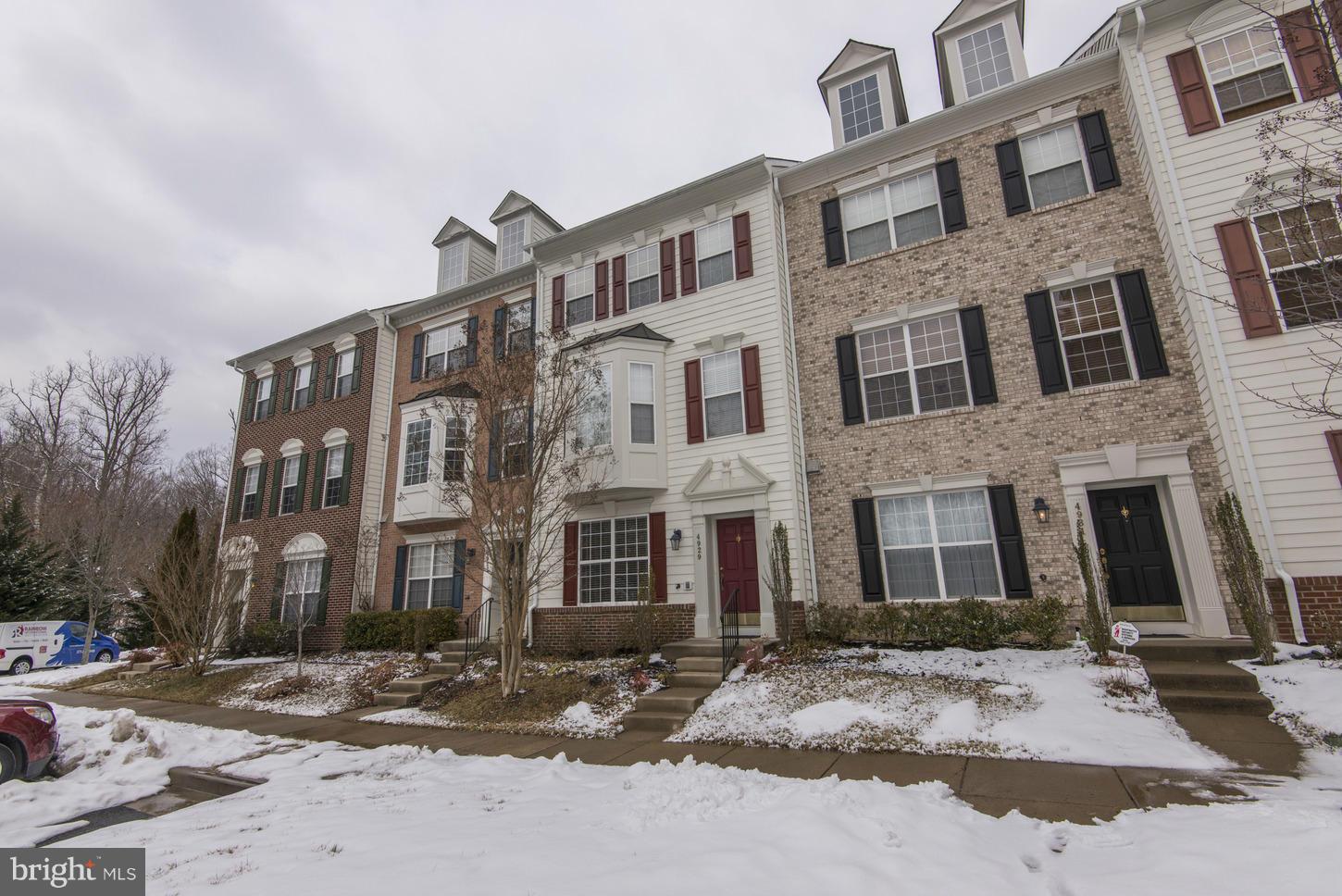 4929 Chaste Tree Place Woodbridge, VA 22192 - Photo 1 of 29 Exterior (Front)