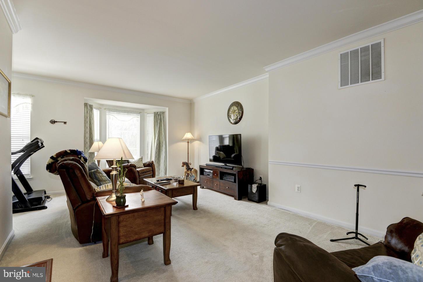 4929 Chaste Tree Place Woodbridge, VA 22192 - Photo 12 of 29 Living Room