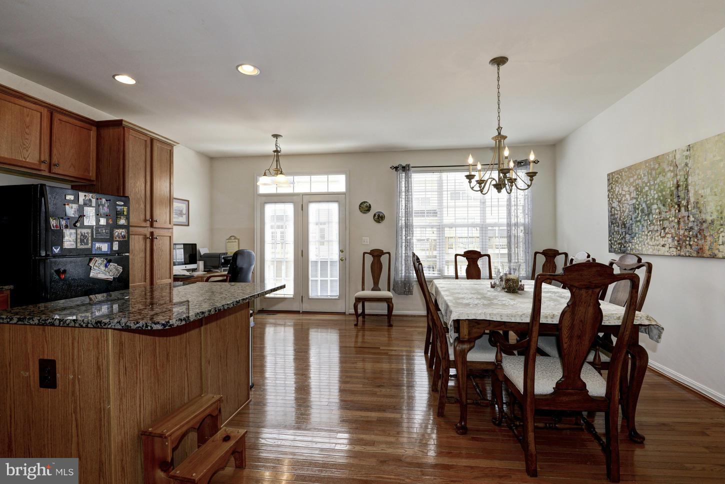 4929 Chaste Tree Place Woodbridge, VA 22192 - Photo 17 of 29 Kitchen