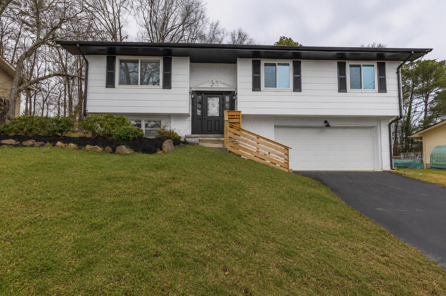 1157 Boy Scout Road Hixson, TN 37343 - Photo 2 of 42 Front
