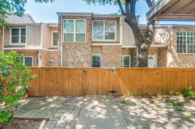 a view of a house with a outdoor space