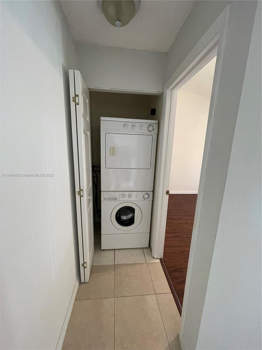 2201 Southwest 15th Street, Unit 252 Deerfield Beach, FL 33442 - Photo 5 of 12