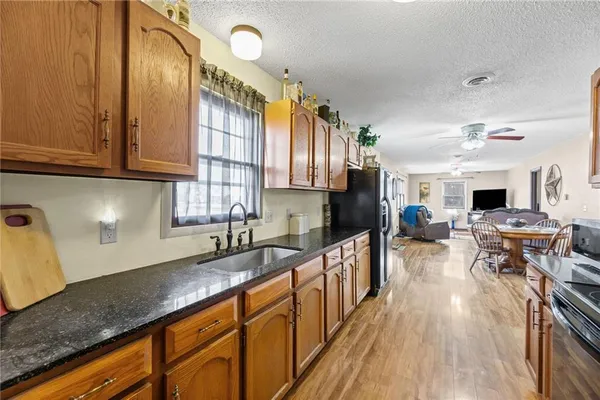 $147,500 | 3 West Douglas Street, Iola, KS 66749