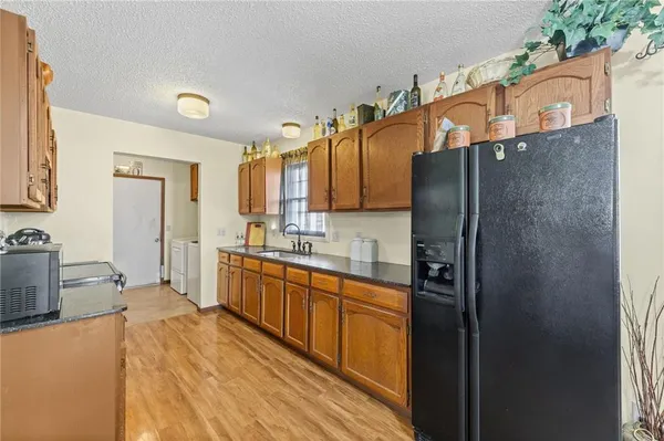 $147,500 | 3 West Douglas Street, Iola, KS 66749