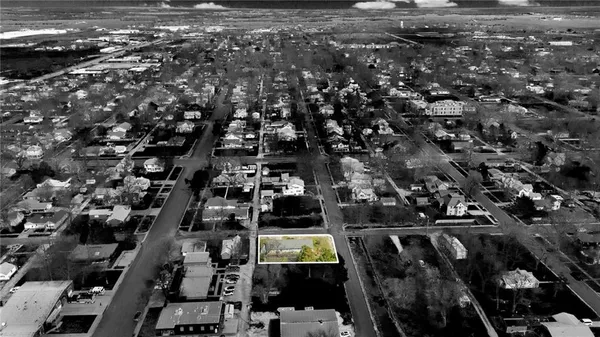 $147,500 | 3 West Douglas Street, Iola, KS 66749