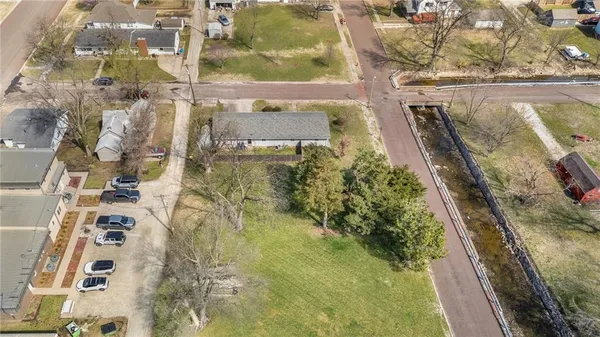 $147,500 | 3 West Douglas Street, Iola, KS 66749