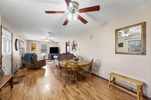 $147,500 | 3 West Douglas Street, Iola, KS 66749
