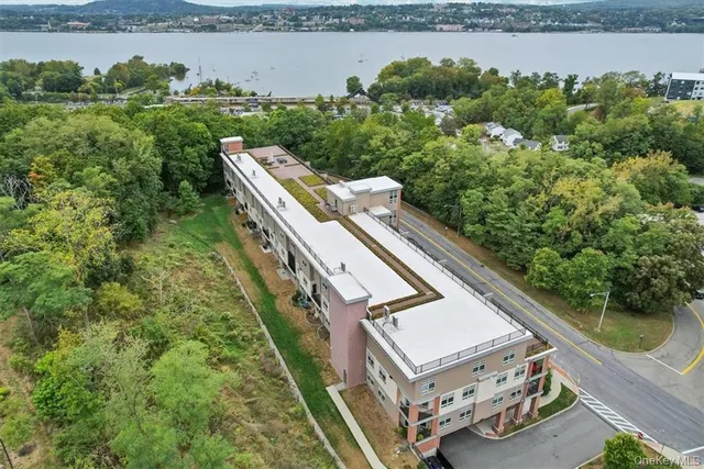 a view of parking area