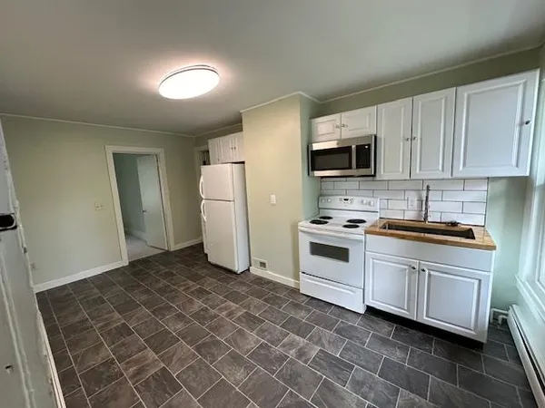 $1,625 | 131 High Street, Unit B, Keene, NH 03431