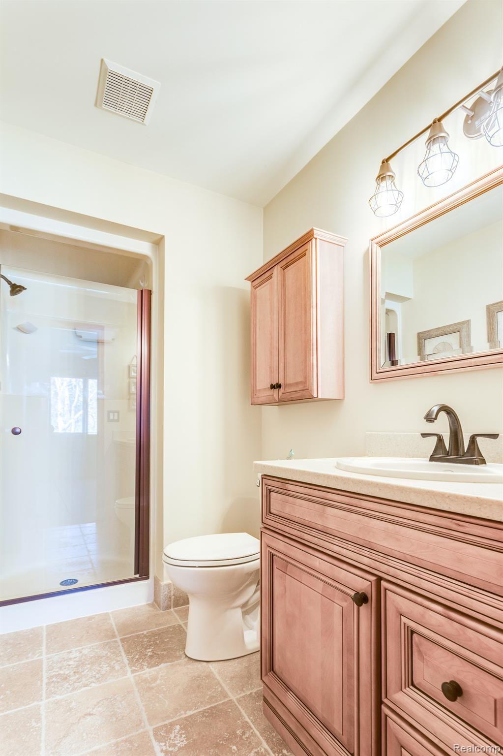 7276 Lakeshore Road Fort Gratiot, MI 48059 - Photo 24 of 38 7276 Lakeshore Rd (39 of 52).jpg