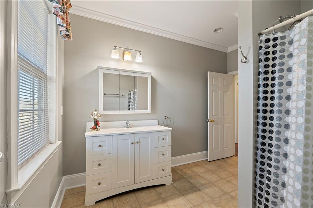261 Nabors Road Statesville, NC 28677 - Photo 15 of 24