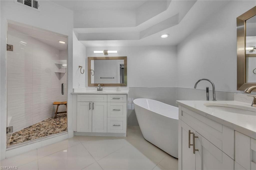 6834 Lantana Bridge Road, Unit 101 Naples, FL 34109 - Photo 14 of 30
