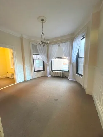 $2,700 | 471 Commonwealth Avenue, Unit 1R, Boston, MA 02215