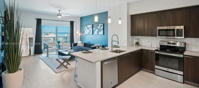 $3,512 | 591 Evernia Street, Unit A6, West Palm Beach, FL 33401