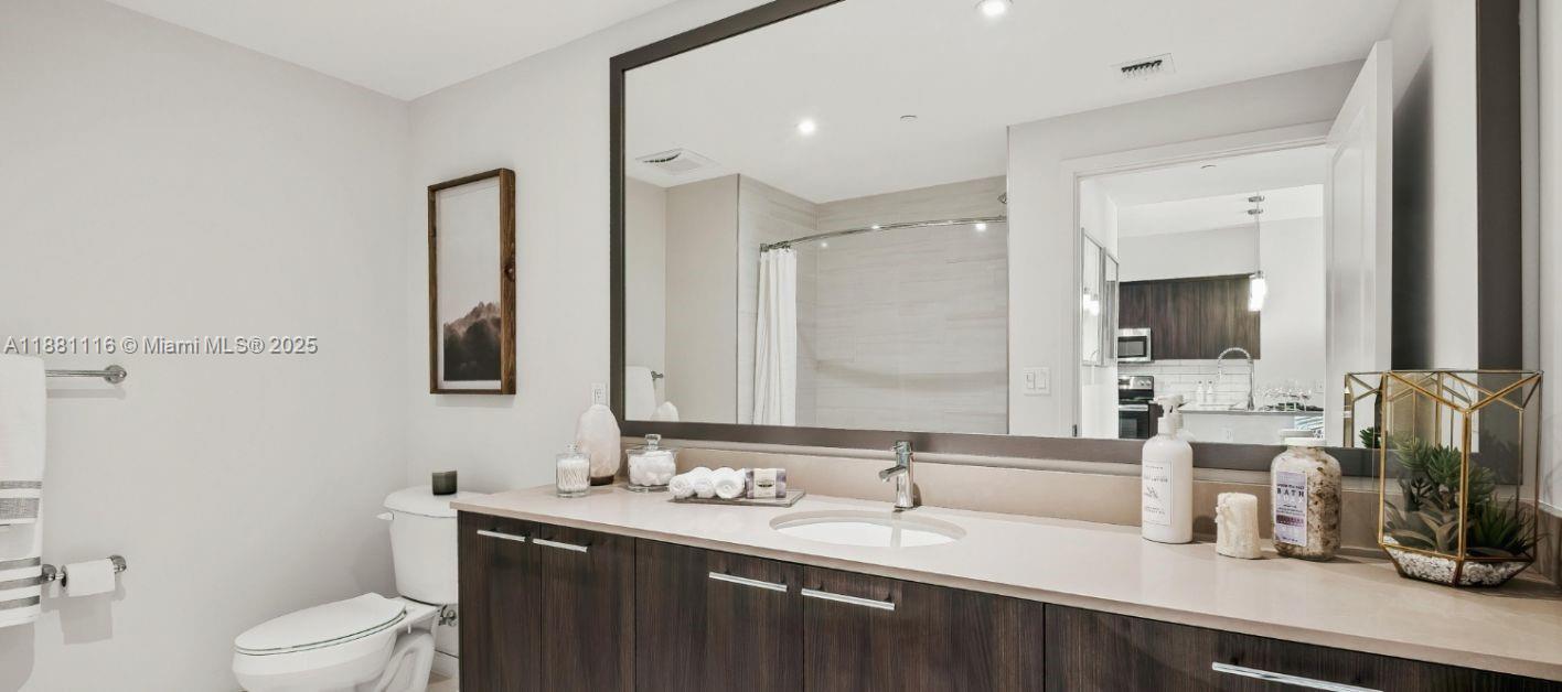 591 Evernia Street, Unit A15 West Palm Beach, FL 33401 - Photo 26 of 36