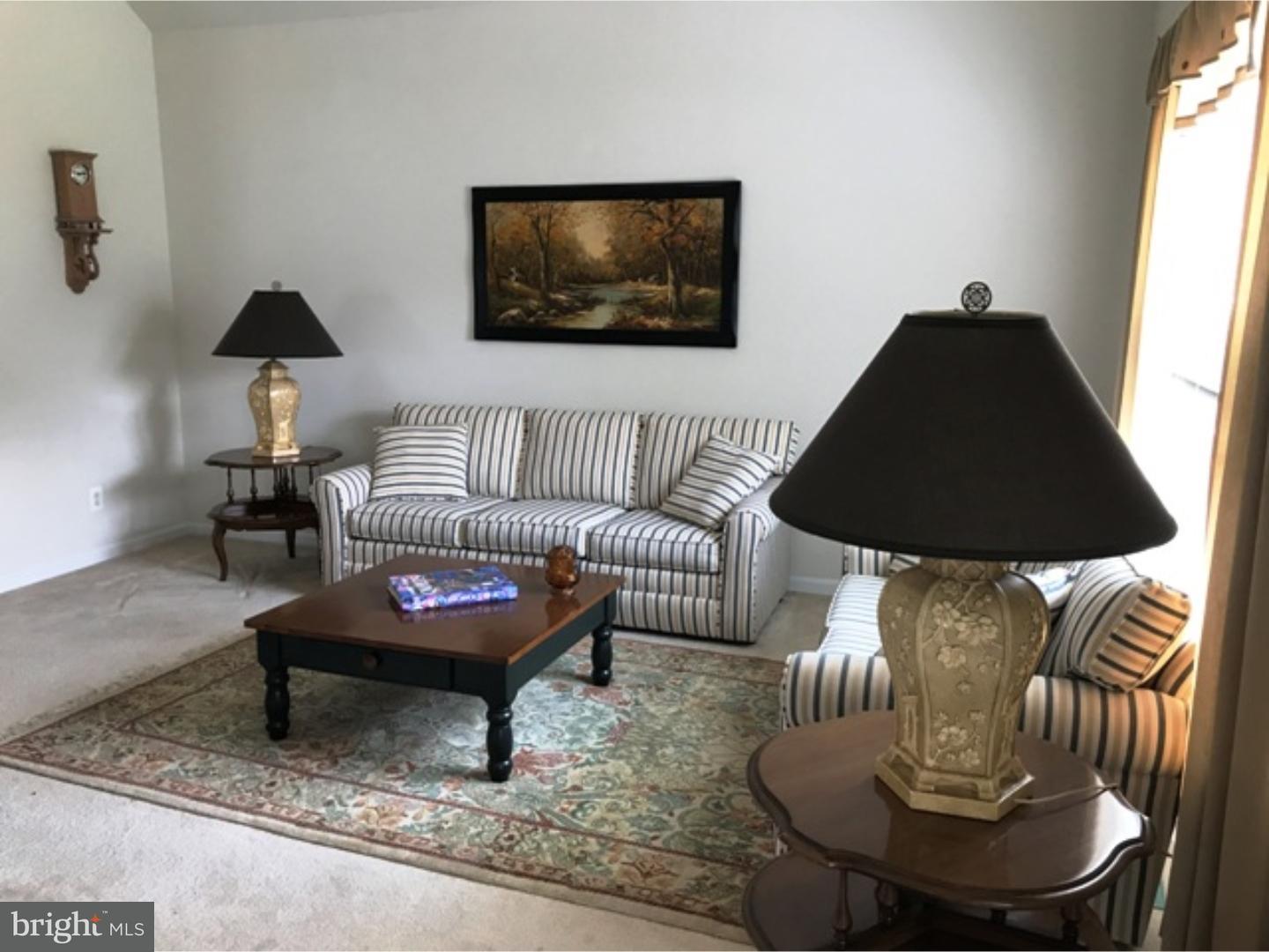 6 McCay Way Delanco, NJ 08075 - Photo 5 of 15 Living Room