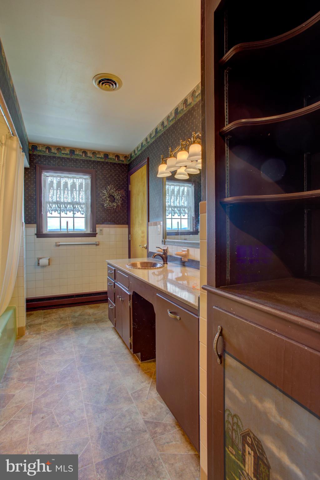 2485 Rothsville Road Lititz, PA 17543 - Photo 27 of 64