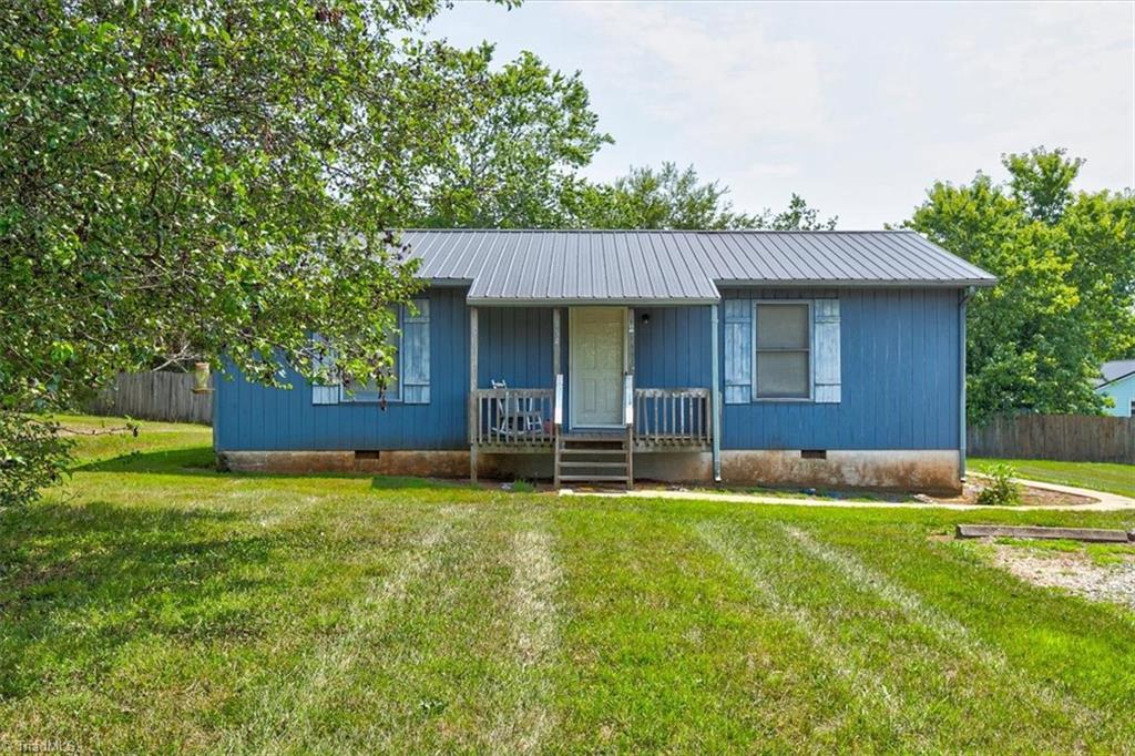 2071 Wilson Road, Unit 5 Linwood, NC 27299 - Photo 3 of 40 154 Leighanna (3)
