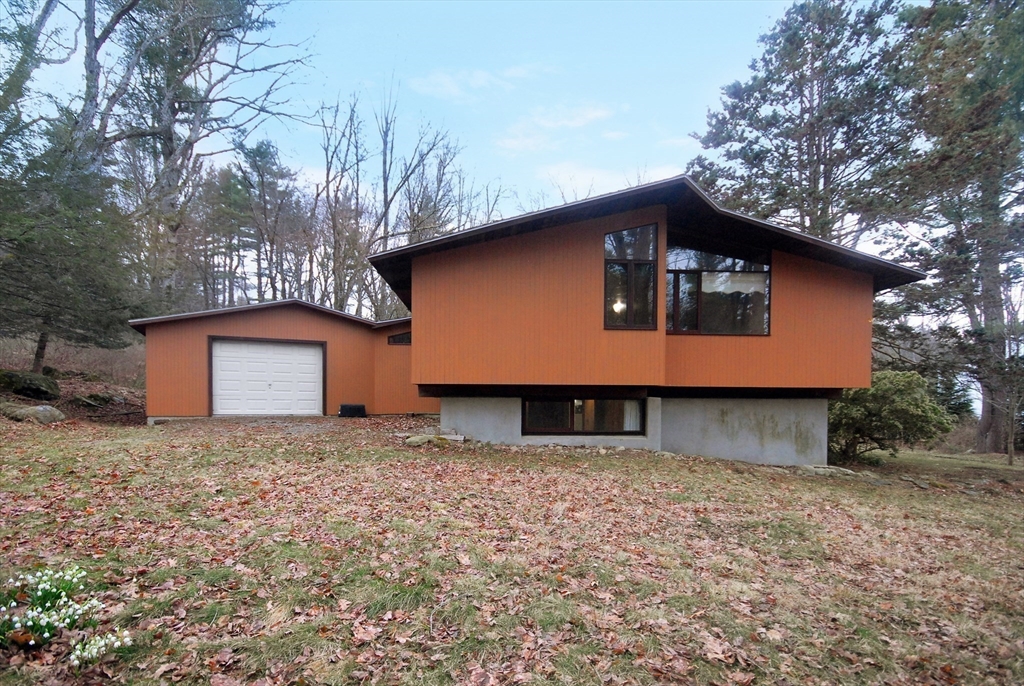 38 Woodside Road Harvard, MA 01451 - Photo 6 of 32