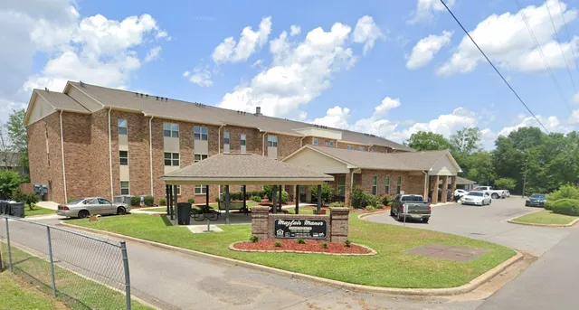 $725 | 705 Northeast 7th Street, McRae-Helena, GA 31037