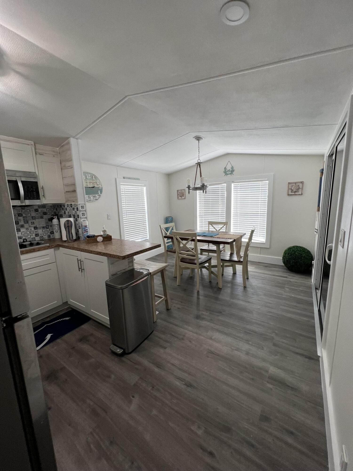 325 Calusa Street, Unit 499 Key Largo, FL 33037 - Photo 12 of 21 Photo Mar 16, 2 50 29 PM