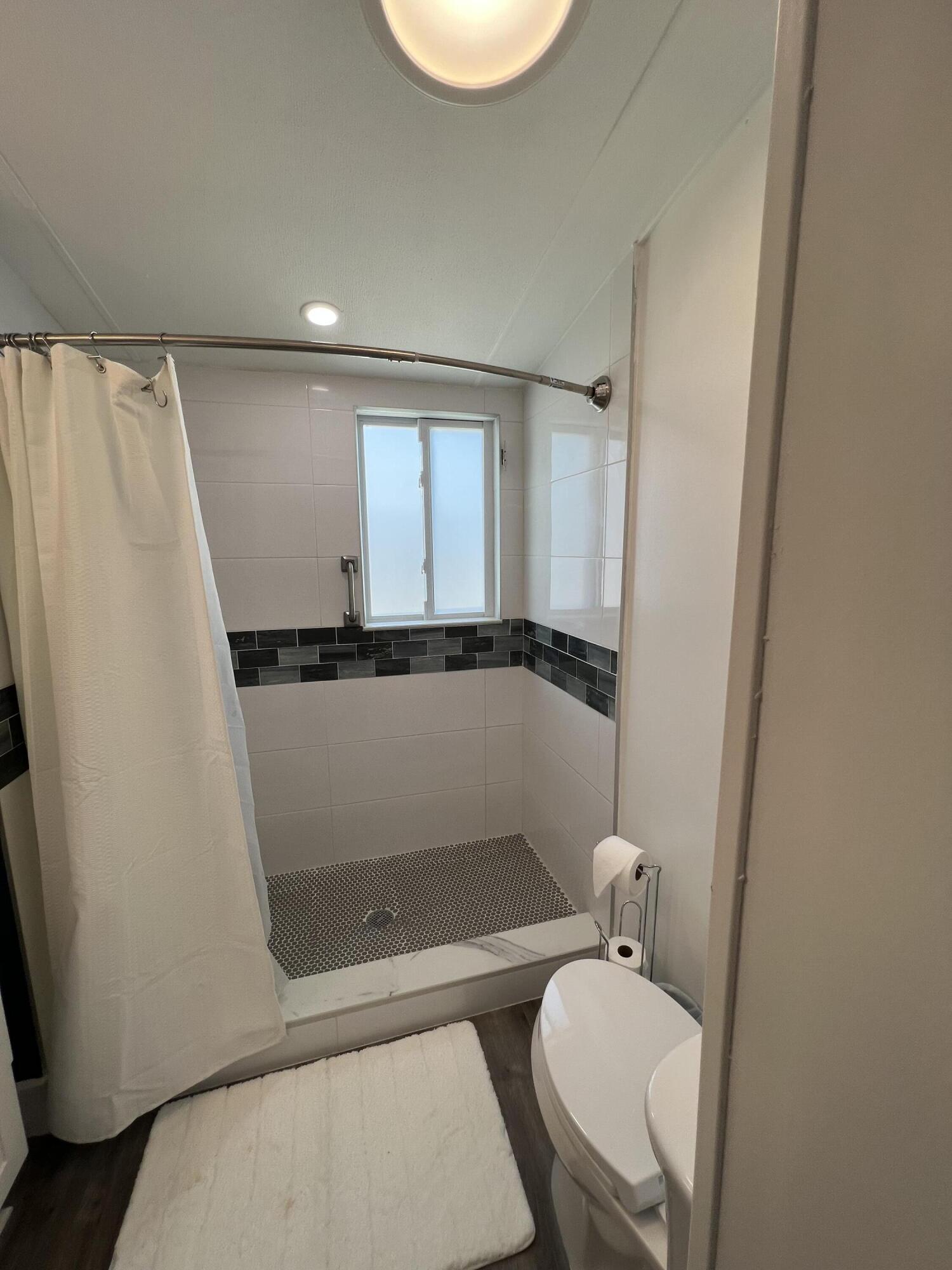 325 Calusa Street, Unit 499 Key Largo, FL 33037 - Photo 9 of 21 Photo Mar 16, 2 53 38 PM