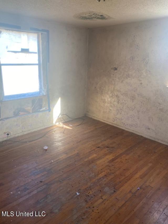 2329 Ford James Road Lucedale, MS 39452 - Photo 12 of 19 thumbnail (19)
