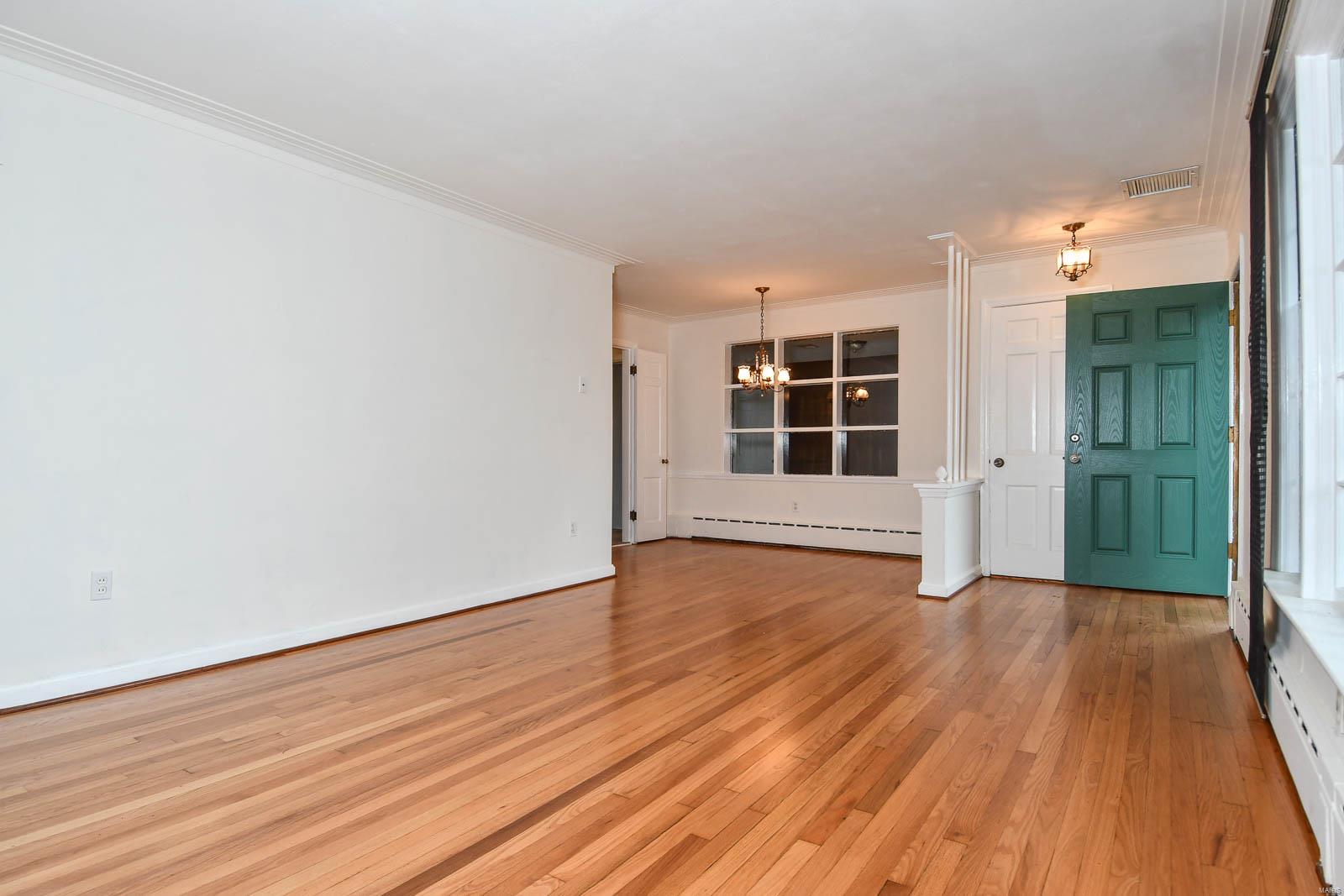 32 Green Acres Road St. Louis, MO 63137 - Photo 8 of 46
