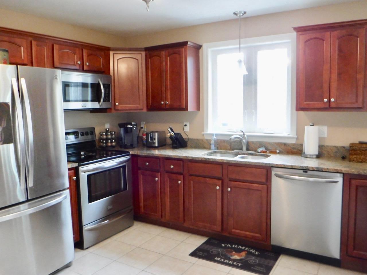 573 Hooksett Road Auburn, NH 03032 - Photo 8 of 40